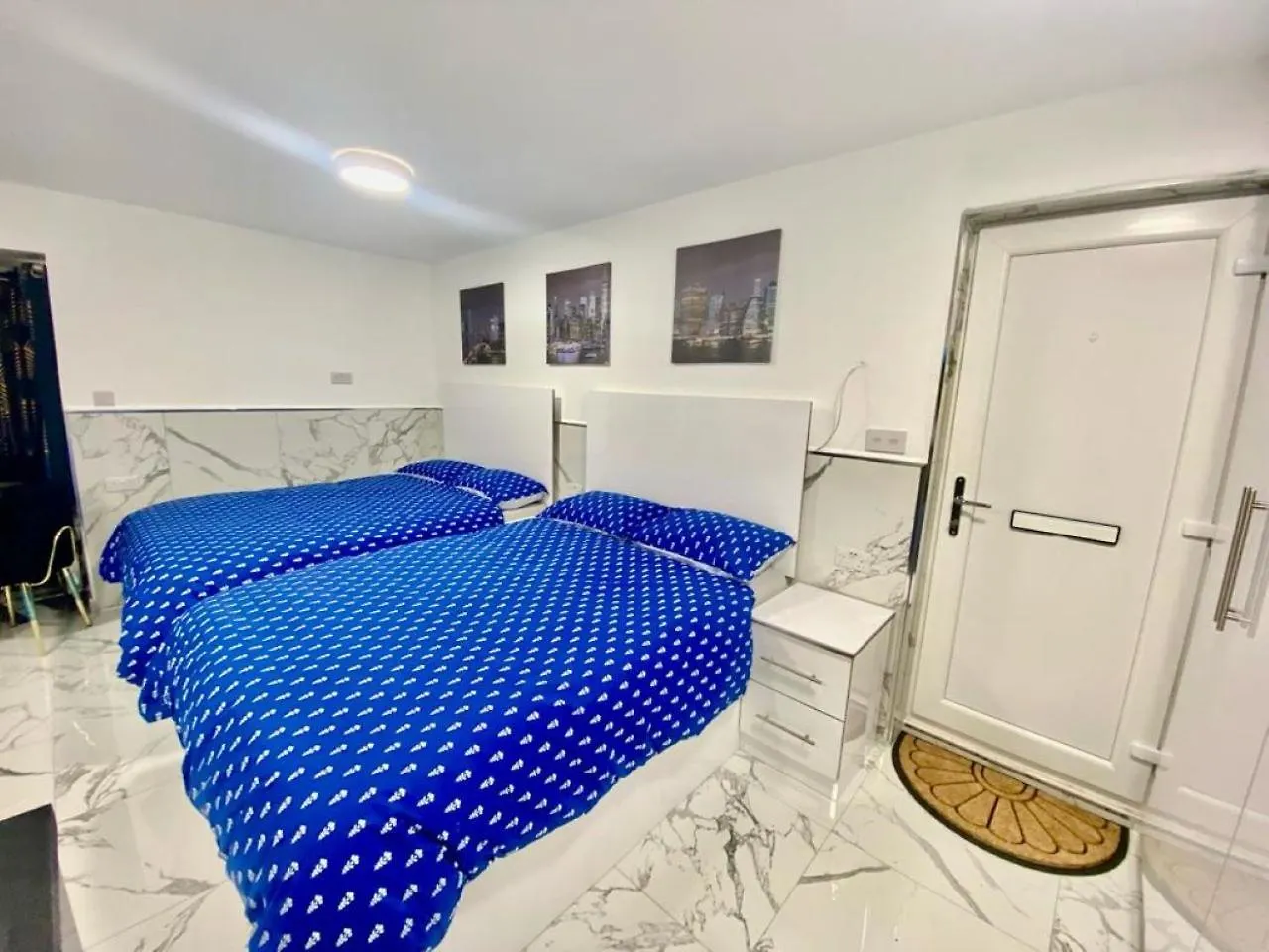The Royal Boutique Studio By Heathrow Sleep 4 Appartement Hayes  0*, Hayes (Greater London) Verenigd Koninkrijk