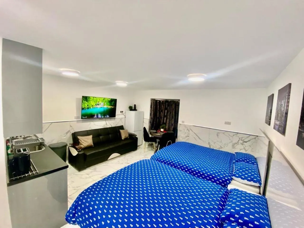 The Royal Boutique Studio By Heathrow Sleep 4 Appartement Hayes